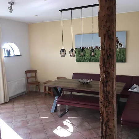 Sint Nicolaashoeve نيووفين